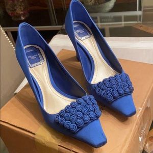 Satin Dior pumps 38. No lowball offers please.